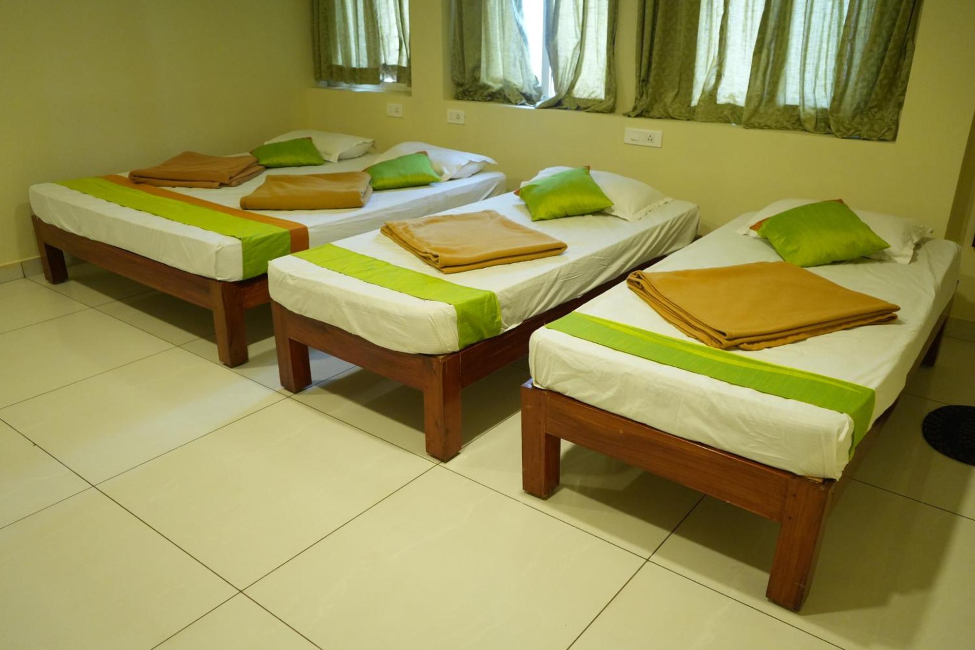 Coorg Inn Kushalnagar Exterior photo