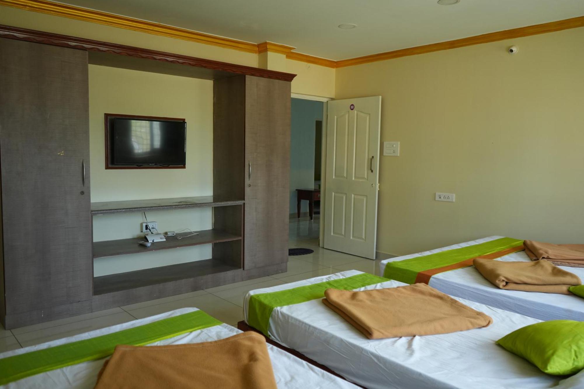 Coorg Inn Kushalnagar Exterior photo